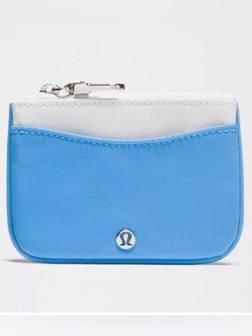 Lululemon NWT Clippable Card Holder Wallet Ocean Wave Blue Travel